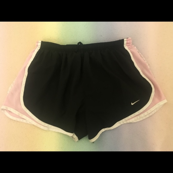 Nike Pants - Nike Dri-fit shorts size LRG